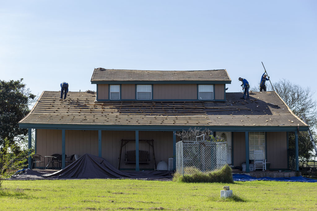 Residential roof replacement metal roofing Adkins TX 07